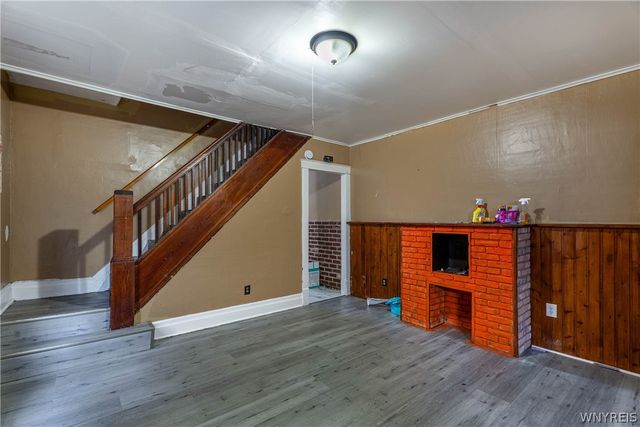 1952 Whitney Avenue, Niagara Falls, NY 14301