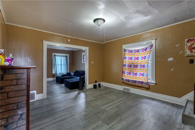 1952 Whitney Avenue, Niagara Falls, NY 14301