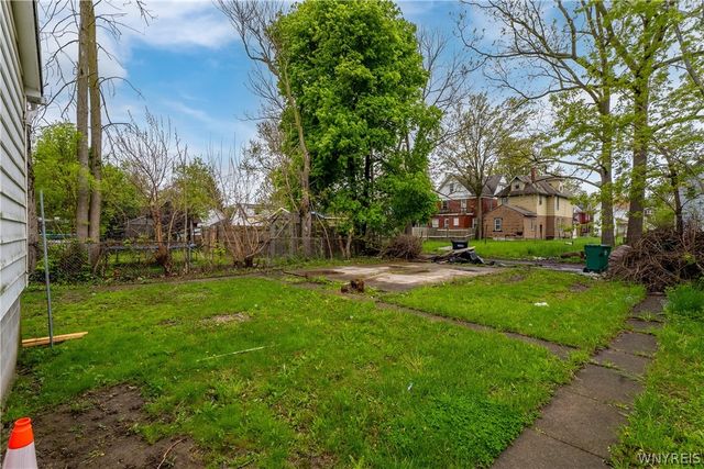 1952 Whitney Avenue, Niagara Falls, NY 14301