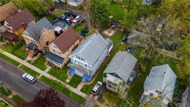 1952 Whitney Avenue, Niagara Falls, NY 14301