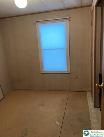 162 Moorestown Drive, Moore Twp, PA 18014