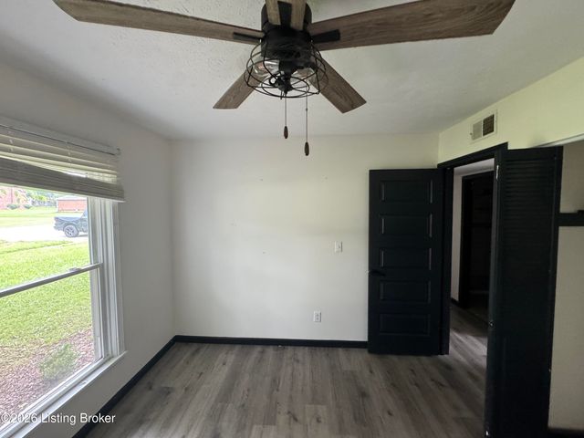 752 Pearman Ave, Radcliff, KY 40160