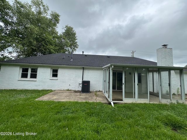 752 Pearman Ave, Radcliff, KY 40160