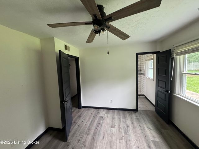 752 Pearman Ave, Radcliff, KY 40160