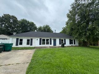 752 Pearman Ave, Radcliff, KY 40160