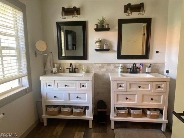 7564 Silver Trumpet LN U204, Naples, FL 34109