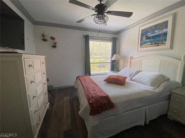 7564 Silver Trumpet LN U204, Naples, FL 34109