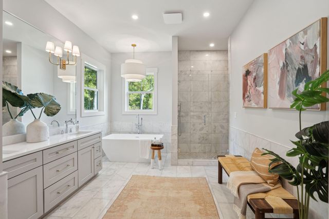 362 6th Avenue, Mount Pleasant, SC 29464