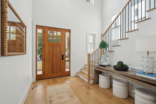 362 6th Avenue, Mount Pleasant, SC 29464