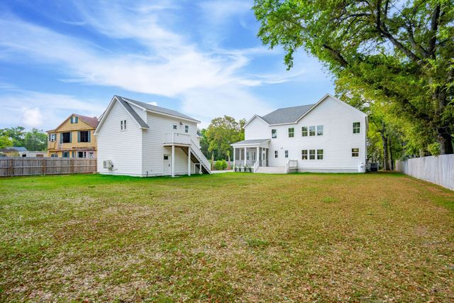362 6th Avenue, Mount Pleasant, SC 29464