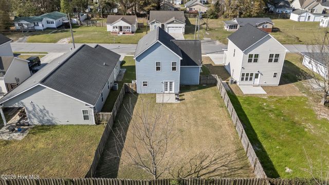 116 Thompson Street, Jacksonville, NC 28540