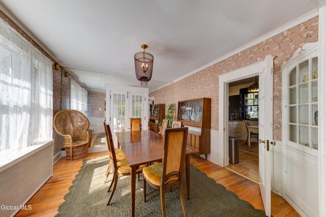 1053 Brierwood Boulevard, Schenectady, NY 12308