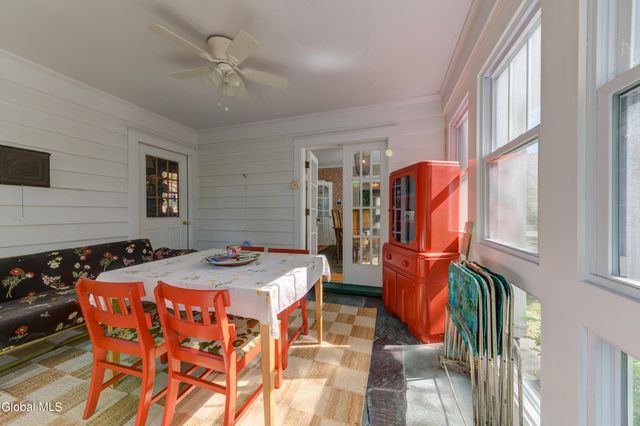 1053 Brierwood Boulevard, Schenectady, NY 12308