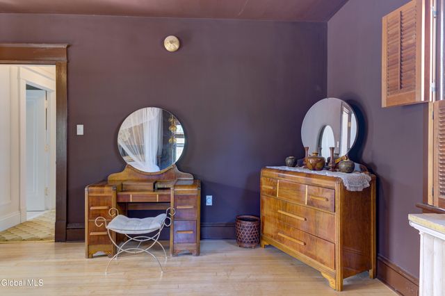 1053 Brierwood Boulevard, Schenectady, NY 12308