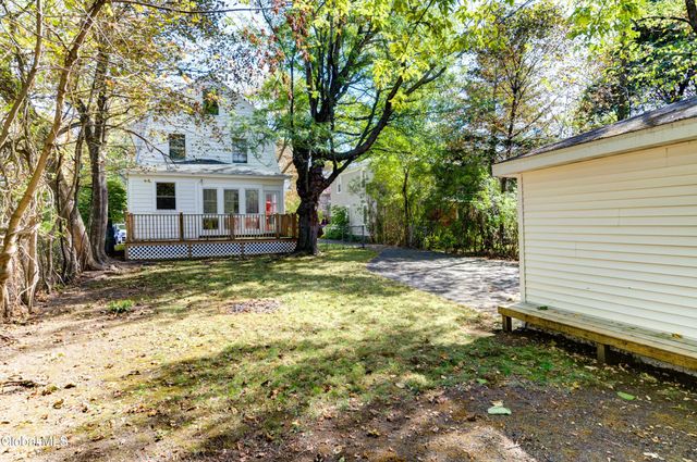 1053 Brierwood Boulevard, Schenectady, NY 12308