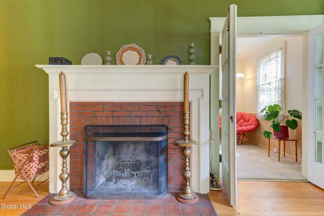 1053 Brierwood Boulevard, Schenectady, NY 12308