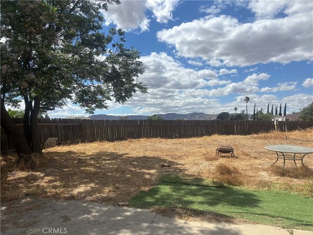 1746 The Willows, San Jacinto, CA 92583