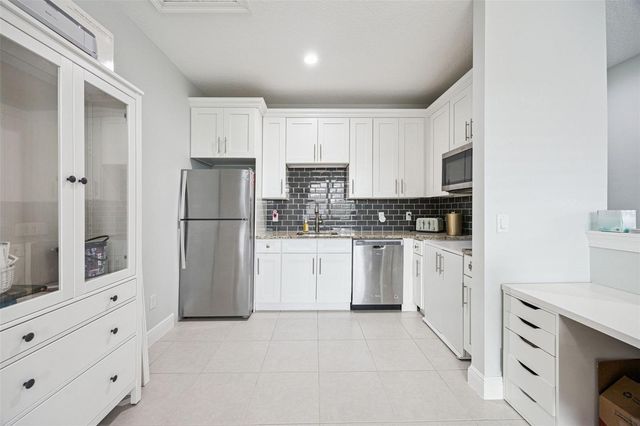8866 BISMARCK PALM DRIVE, Winter Garden, FL 34787