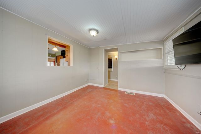 3619 N SR 161, Richland, IN 47634