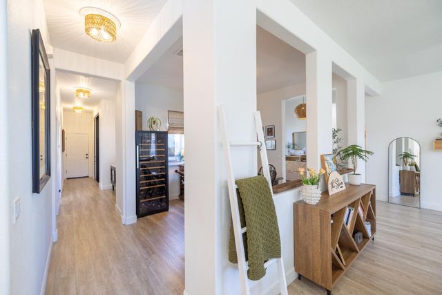 336 Kristen Way, Ripon, CA 95366