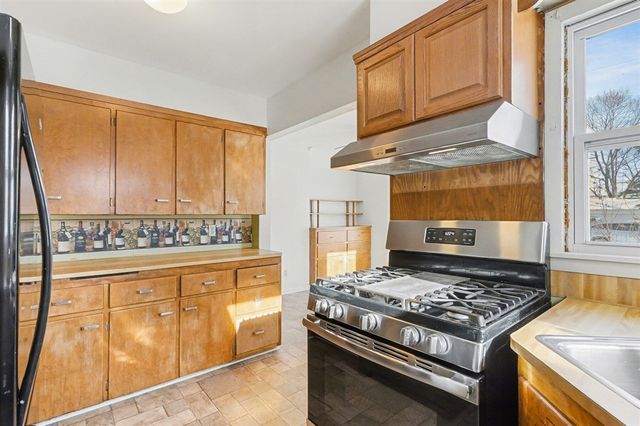 2185 Anderson Road, Saginaw, MI 48603