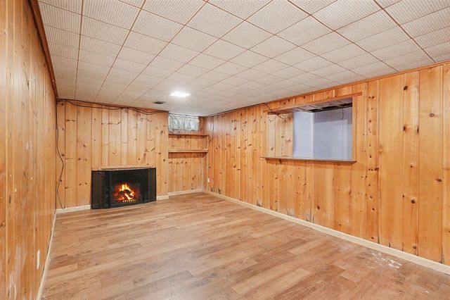 2185 Anderson Road, Saginaw, MI 48603