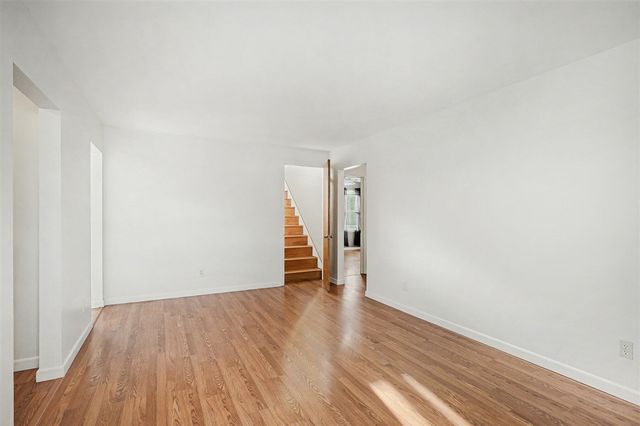 2185 Anderson Road, Saginaw, MI 48603