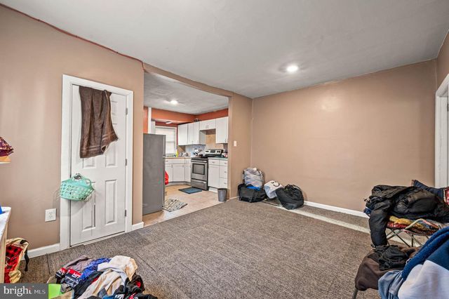 4925 ROYAL ST, Philadelphia, PA 19144