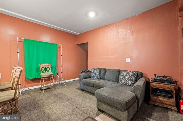 4925 ROYAL ST, Philadelphia, PA 19144