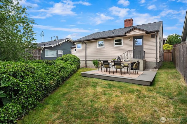 5028 41st Avenue SW, Seattle, WA 98136