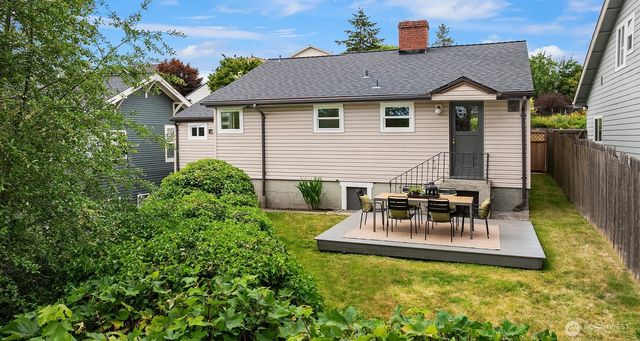 5028 41st Avenue SW, Seattle, WA 98136