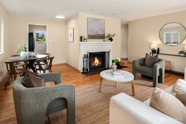 5028 41st Avenue SW, Seattle, WA 98136