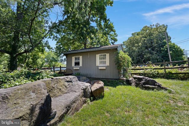 11 WIER AVE, Wilmington, DE 19809