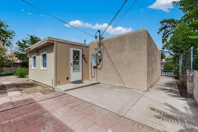 2805 Christine Street NE, Albuquerque, NM 87112