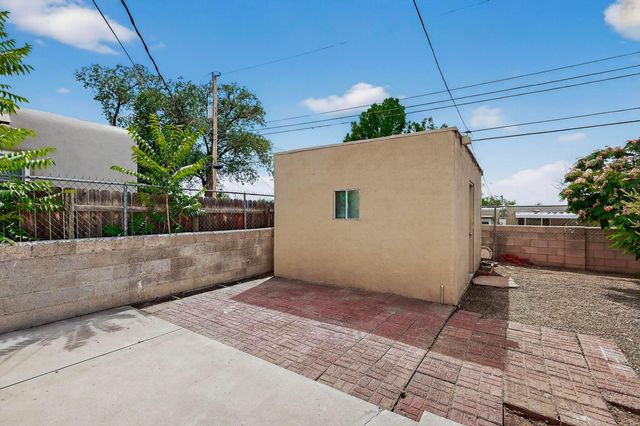 2805 Christine Street NE, Albuquerque, NM 87112