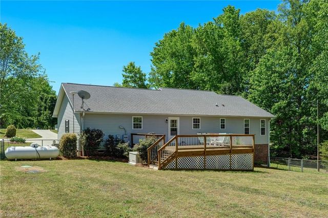 541 Moir Mill Road, Eden, NC 27288