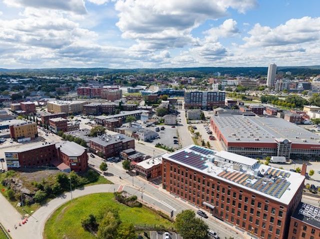 48 Water St 405, Worcester, MA 01604