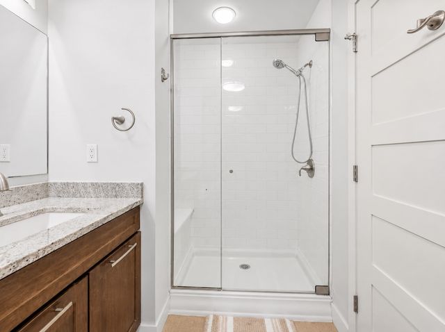 48 Water St 405, Worcester, MA 01604