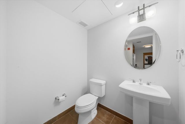 60 E Monroe Street 3306, Chicago, IL 60603