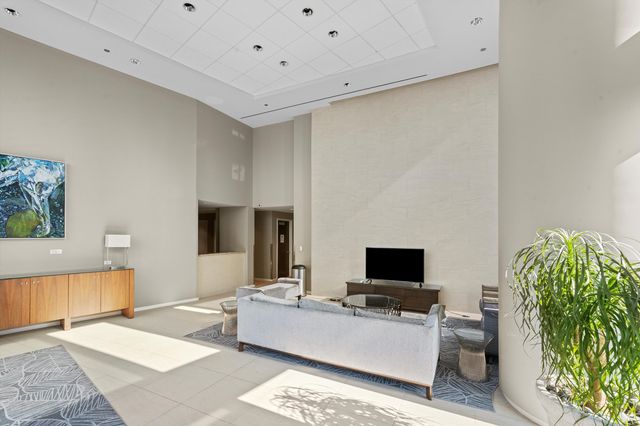 60 E Monroe Street 3306, Chicago, IL 60603