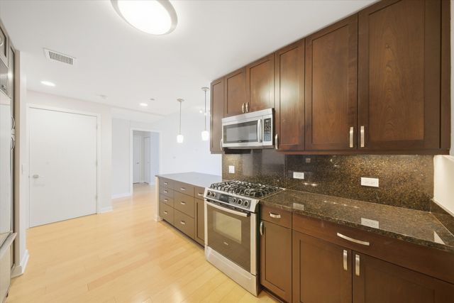 60 E Monroe Street 3306, Chicago, IL 60603