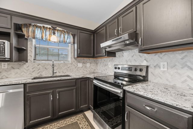 2534 E Cambridge, Park City, KS 67219