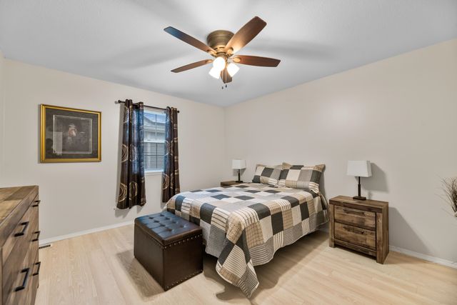2534 E Cambridge, Park City, KS 67219