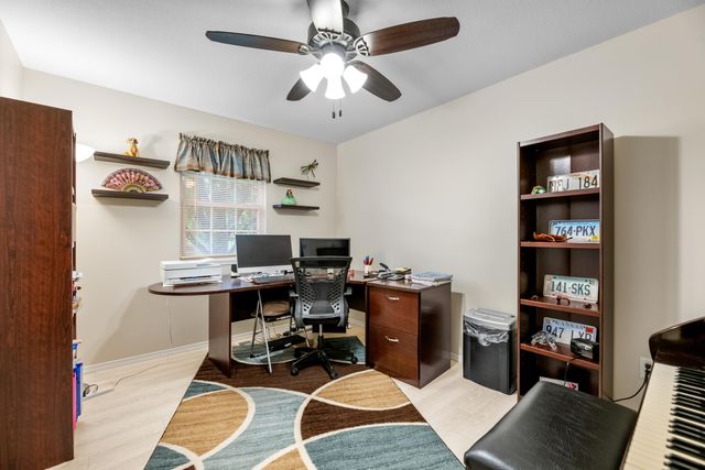2534 E Cambridge, Park City, KS 67219