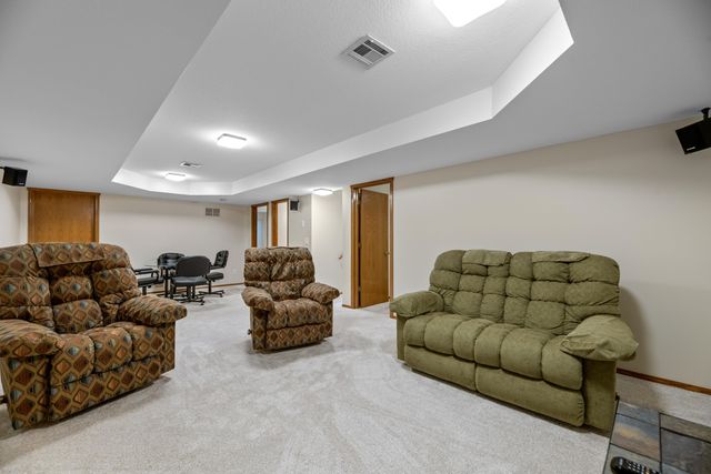 2534 E Cambridge, Park City, KS 67219