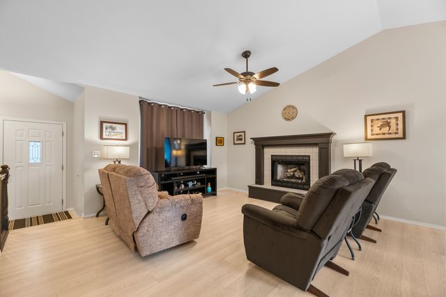 2534 E Cambridge, Park City, KS 67219