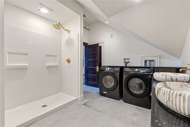 905 North Main Street 301, Providence, RI 02903