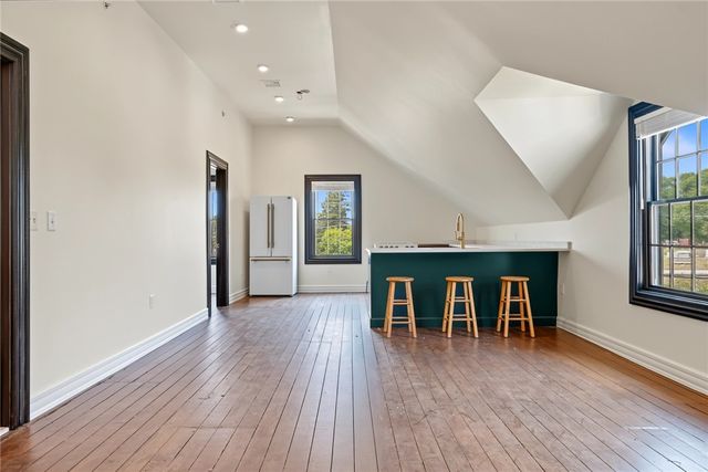 905 North Main Street 301, Providence, RI 02903