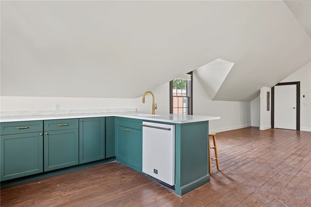 905 North Main Street 301, Providence, RI 02903