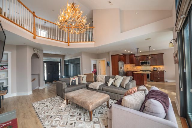 15B Boulder Ridge Drive, Dover, VT 05356